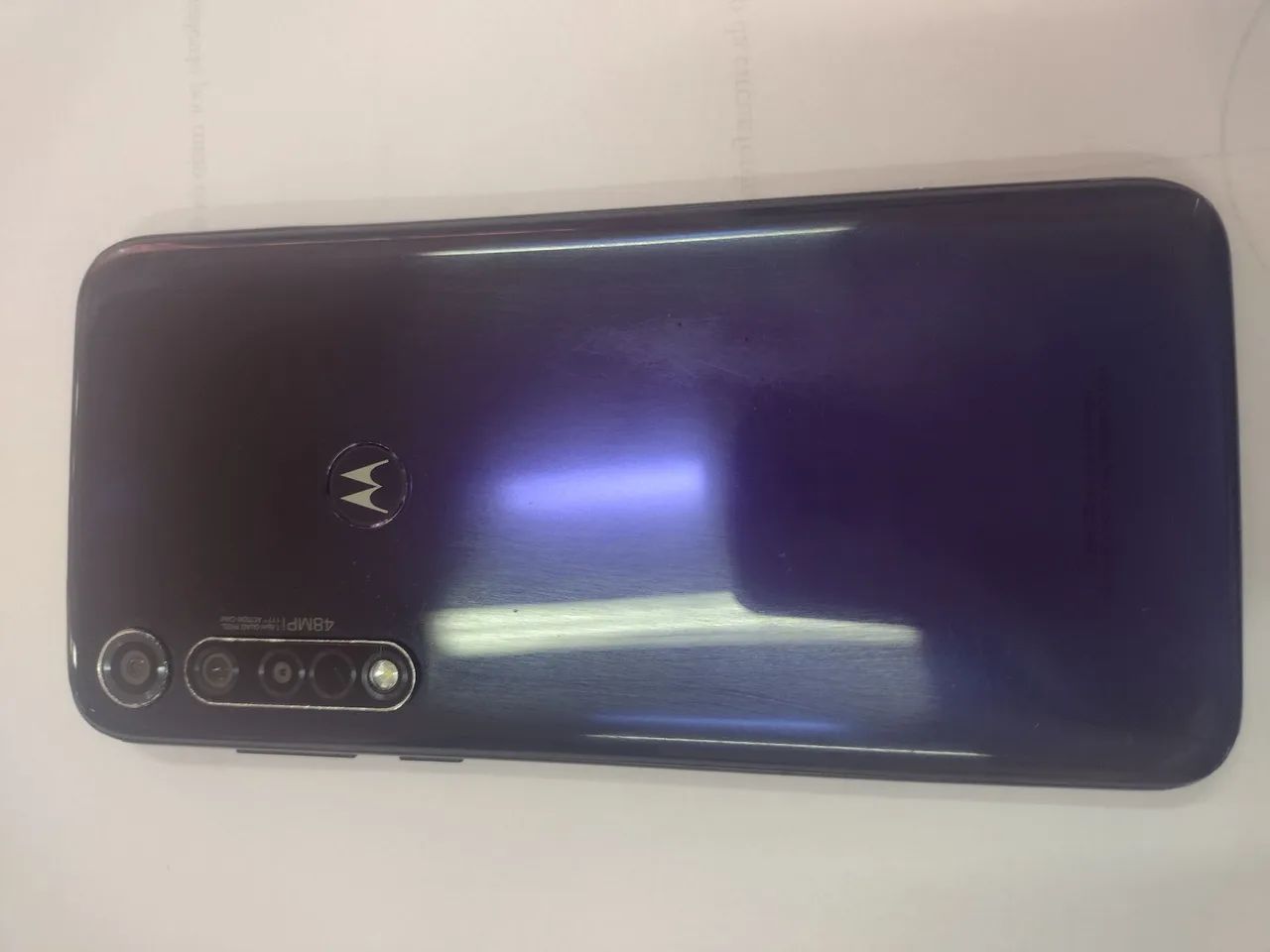 Vende se. Celular Motorola g (8) plus - Foto 2