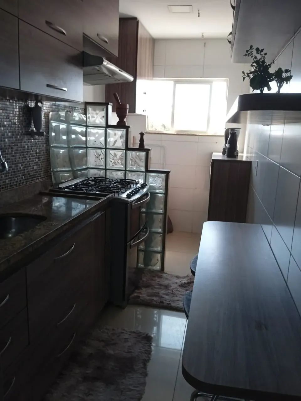 OTIMO APARTAMENTO COM TODOS O MOVEIS - Foto 2