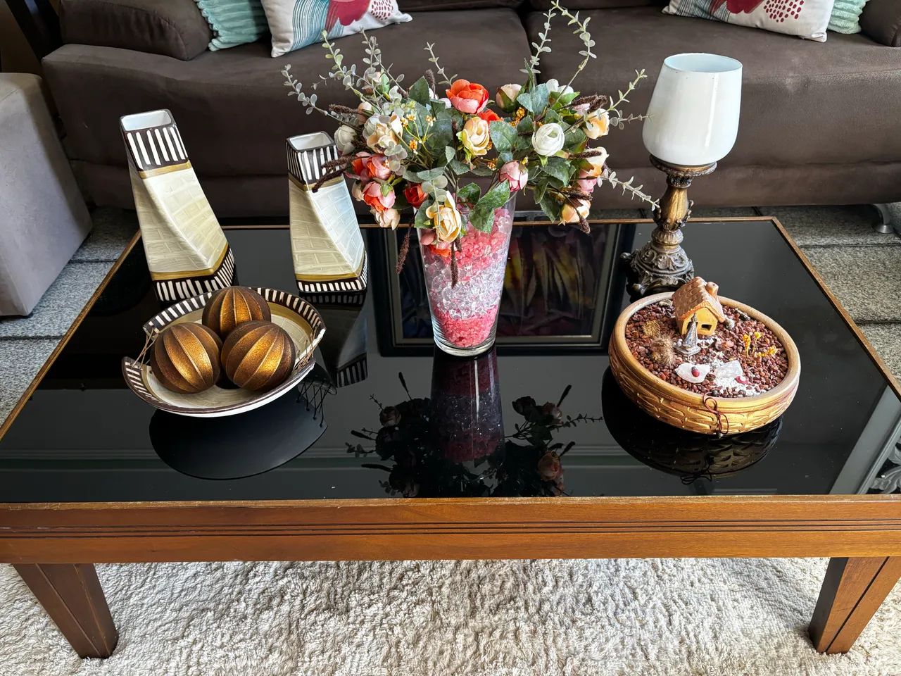 VENDO CONJUNTO DE MESA DE CENTRO E MESA DE CANTO - Foto 4