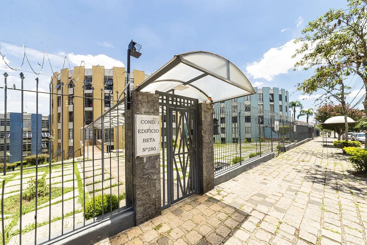 Apartamento com 02 dormitórios próximo ao Jardim Botânico - Foto 2