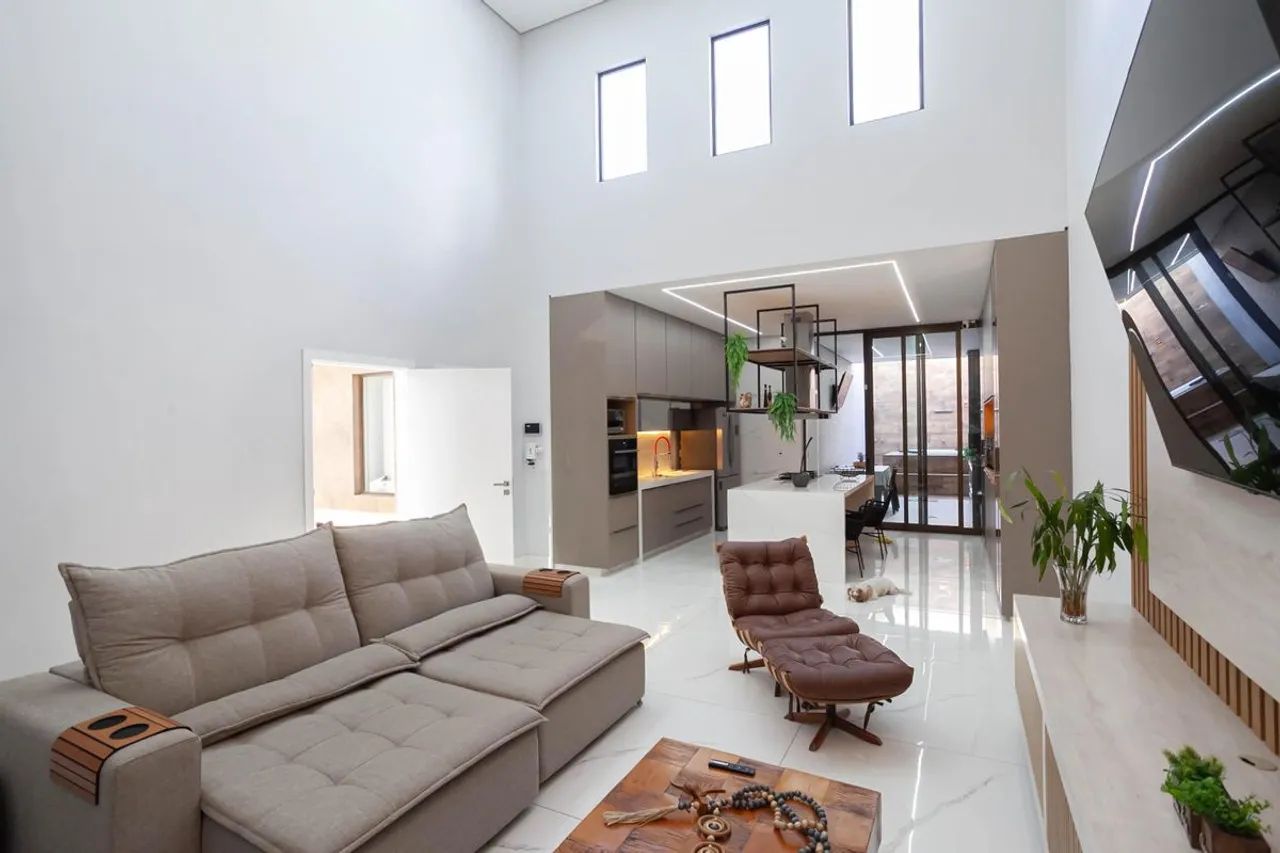 Casa à Venda - Alípio de Melo, 3 Quartos, 242 m2 - Foto 2