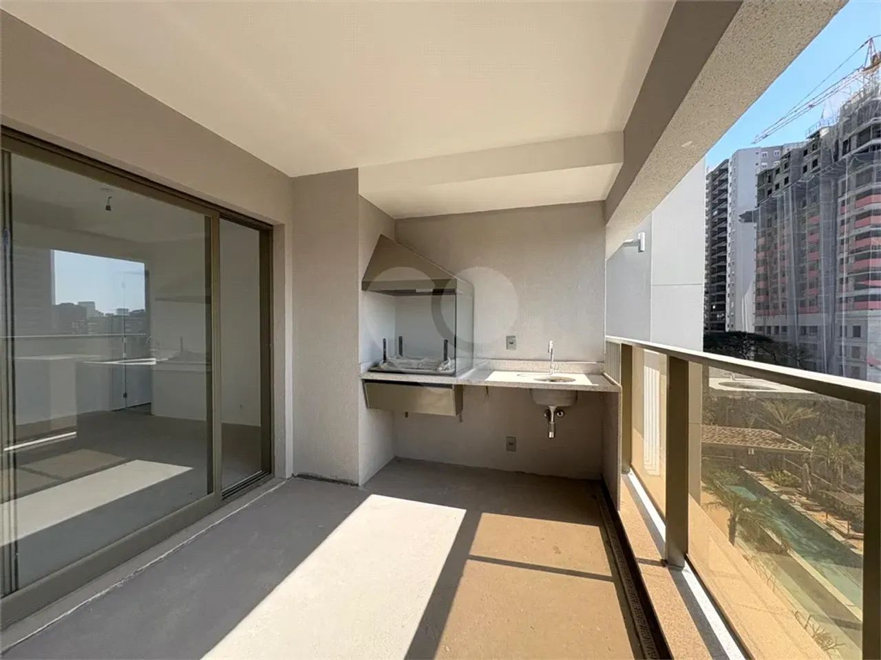 Apartamento com 3 quartos à venda em Campo belo - SP