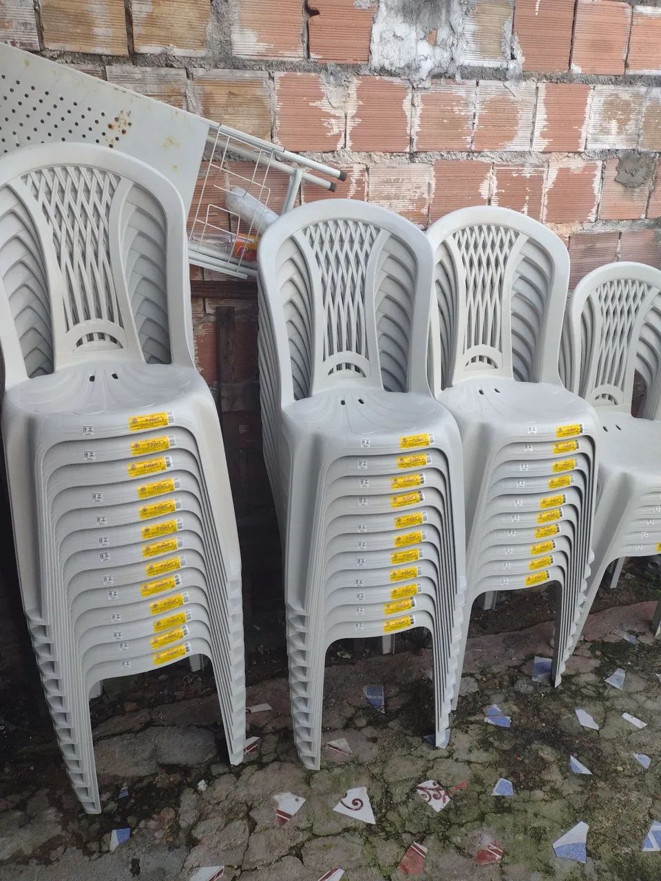 Alugamos jogos de mesas. *