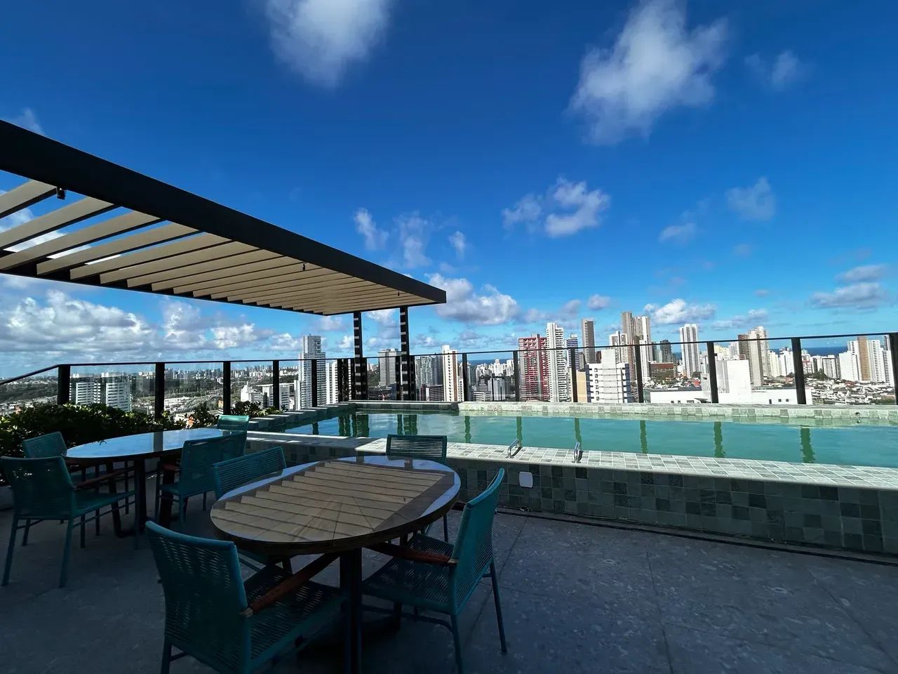1/4 e sala MOBILIADO