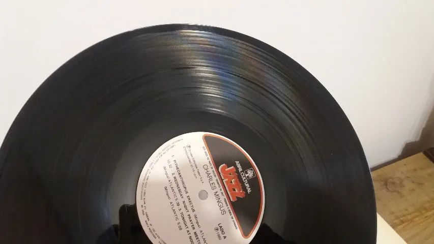 LP - Charles Mingus - Série Gigantes do Jazz - Foto 5