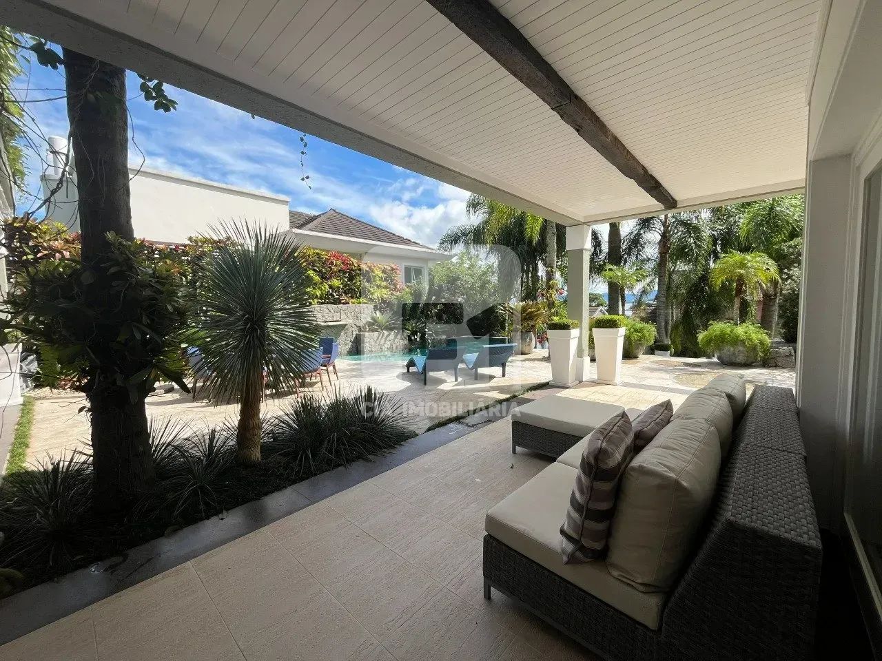 Casa de 5 suítes à venda no Cacupé, em Florianópolis. - Foto 4