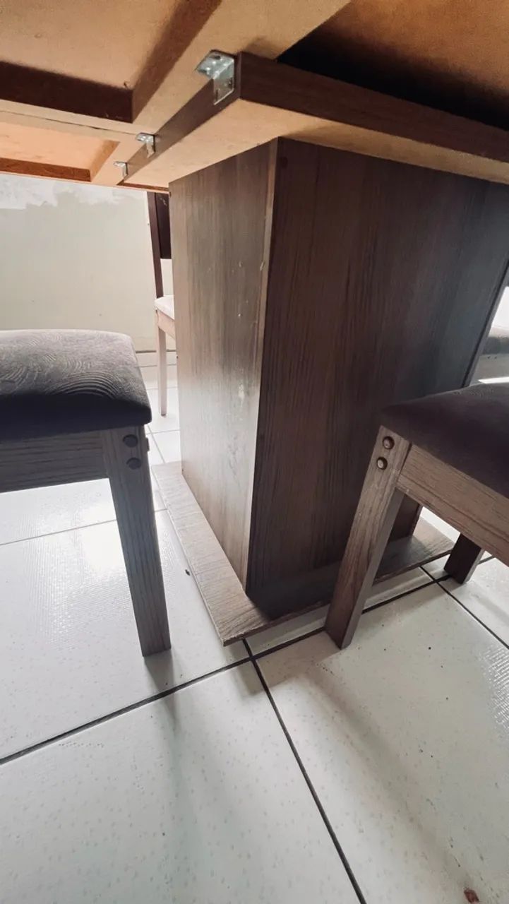 Mesa com oito cadeiras - Foto 3