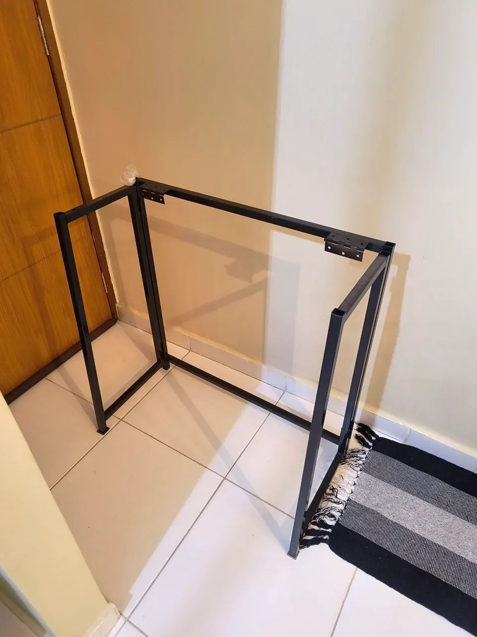Pé de mesa  - Foto 2