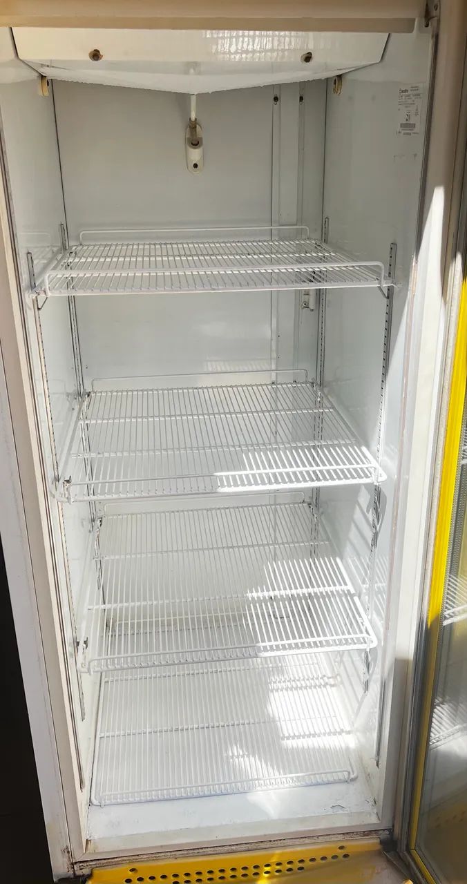 Cervejeira Metalfrio - Ótimo Estado - Foto 3