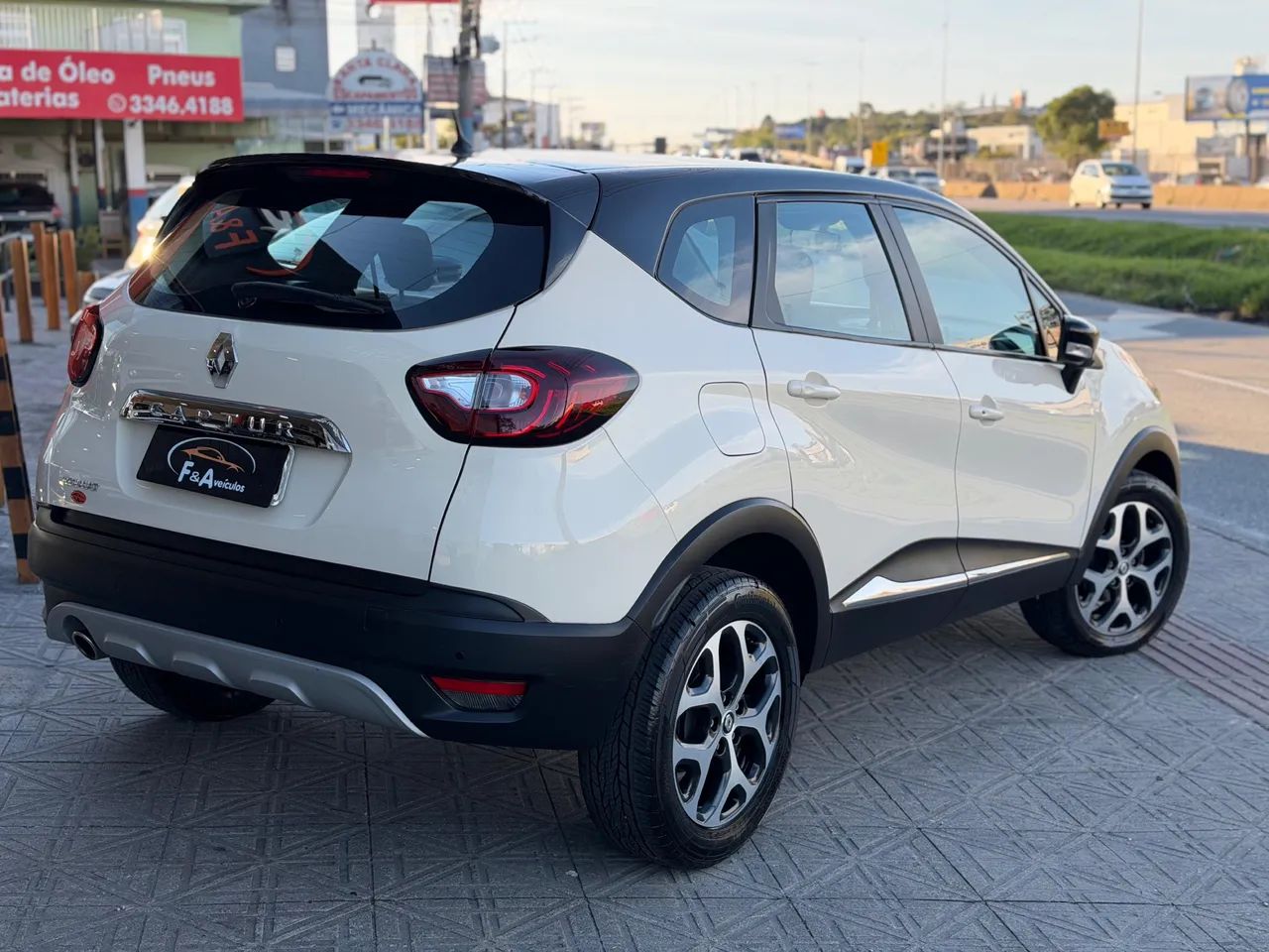 Renault Captur Life 1.6 16V Flex 5P Aut. 2020 - Foto 4