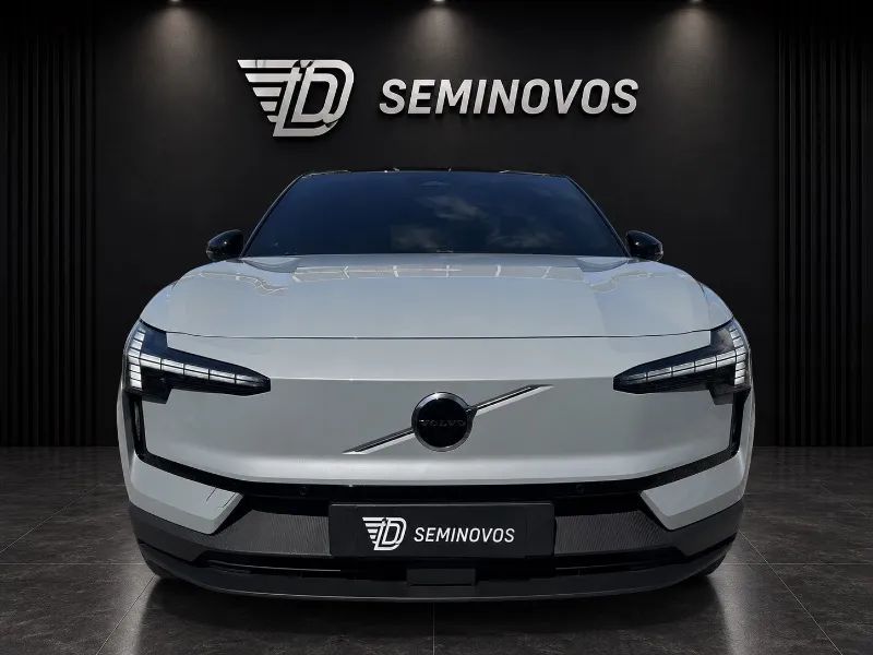Volvo EX30 E60 Plus (elétrico) 2026 - Foto 2