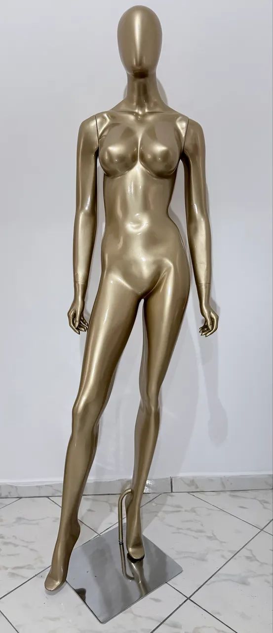 Manequim dourado casal 