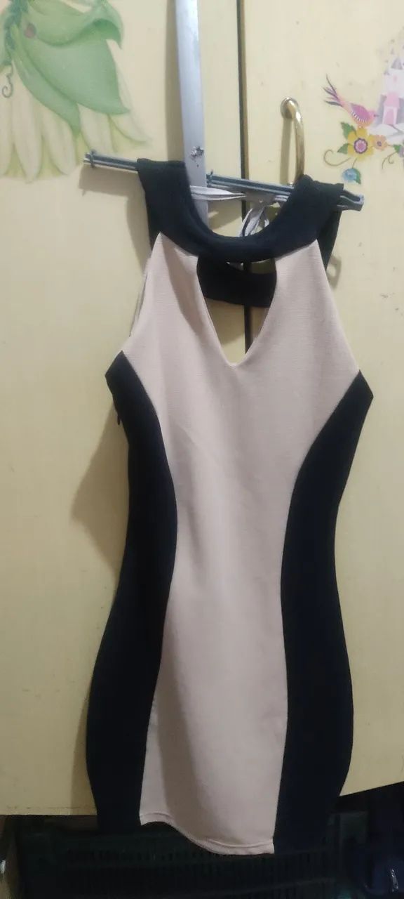 Vestido creme e preto da Marisa 