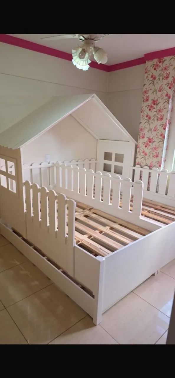 Cama infantil Montessoriano 