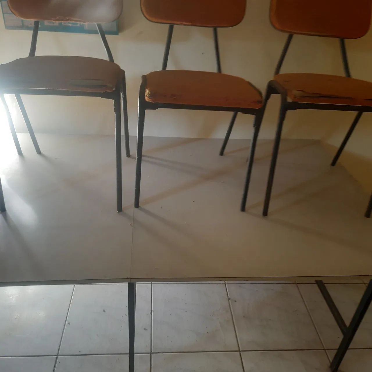 Mesa e cadeiras para Escritirio - Foto 3