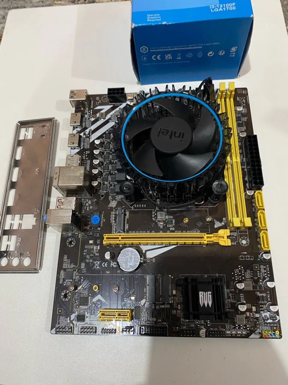 Kit i3 12100f + H610m
