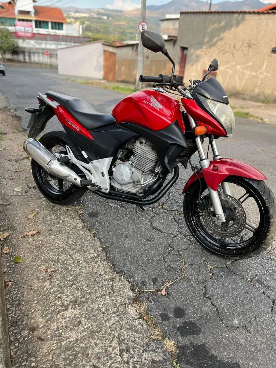 CB300R