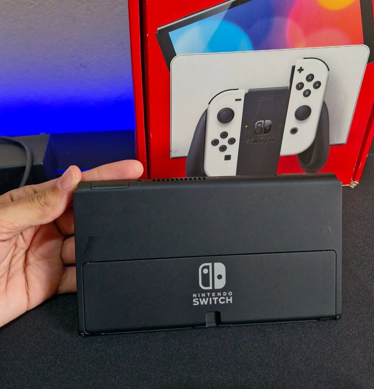 Nintendo Switch Oled 64gb e 256GB MicroSD Classe 10 e acessórios