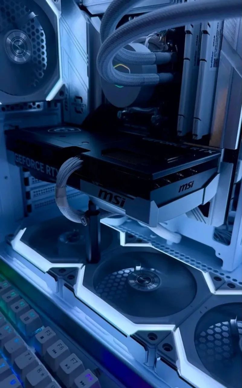 RTX 5070 MSI VENTUS X2 IMPECÁVEL  - Foto 3