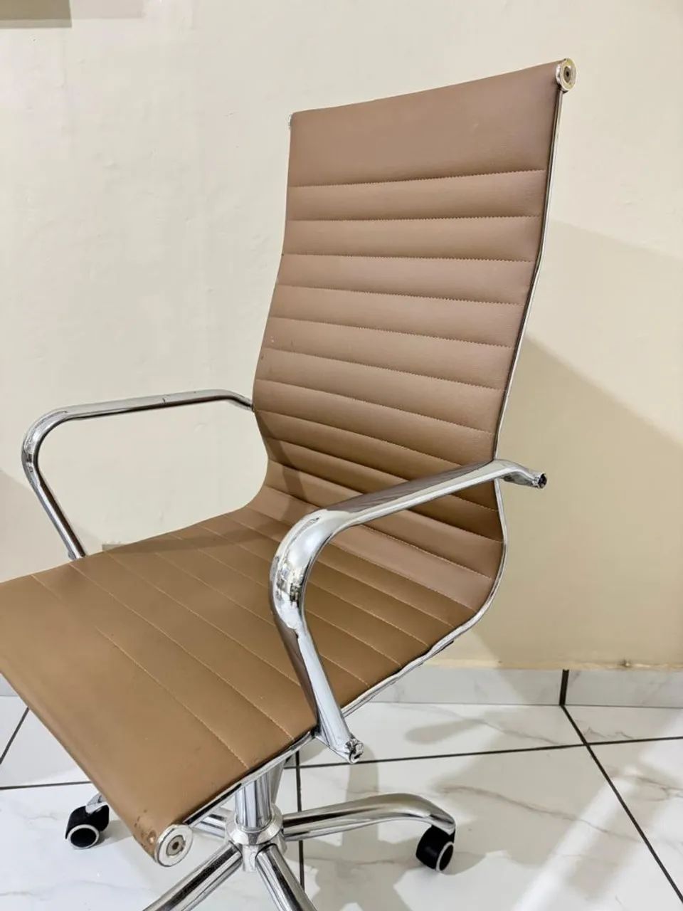 Cadeira Giratória  - Foto 4