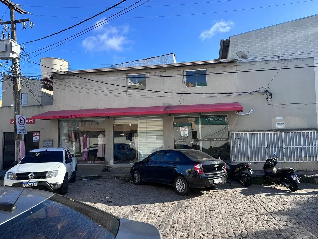 Ponto Comercial no Alecrim, medindo 28m² com banheiro