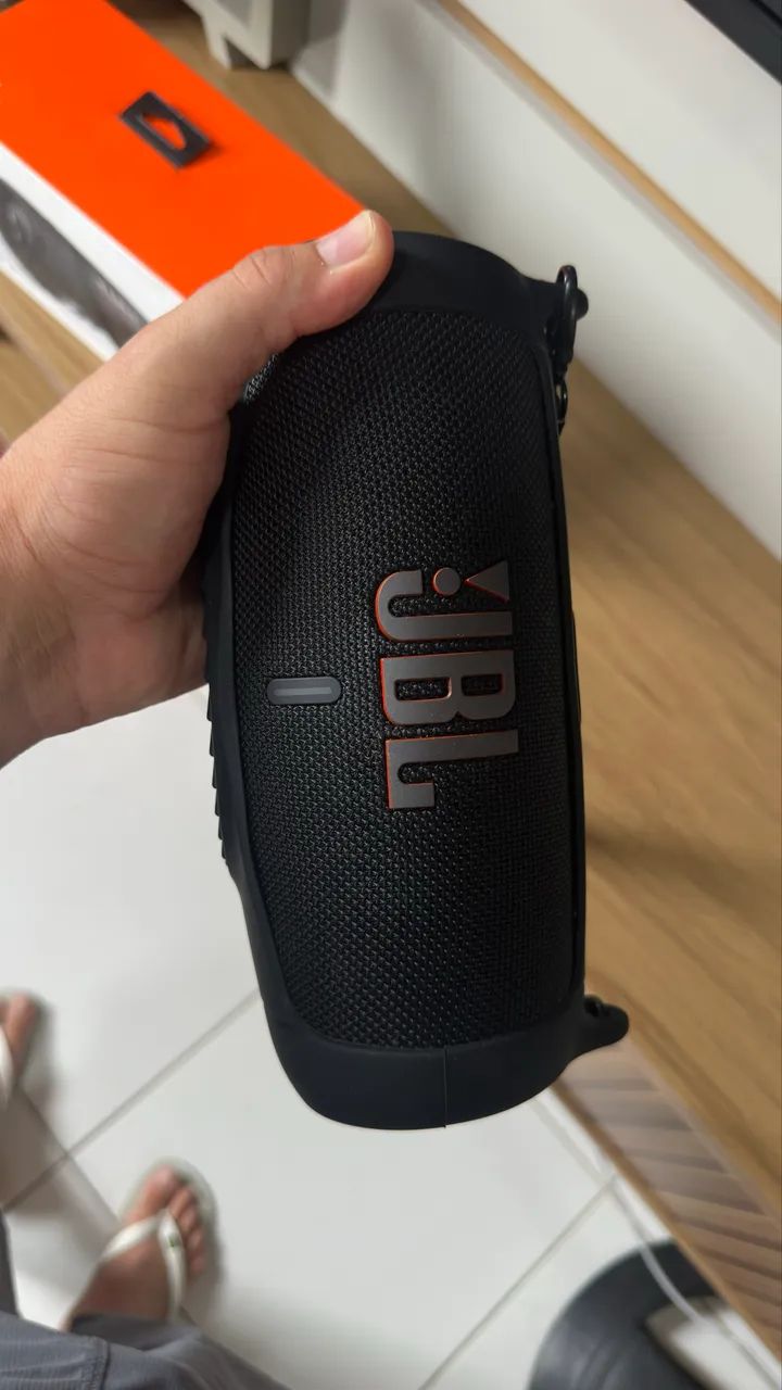 JBL CHARGE 5 1 MÊS DE USO - Foto 3