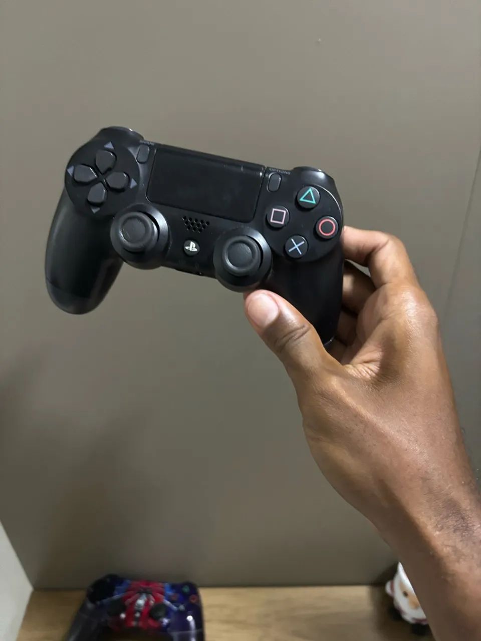 2 controles de Ps4 - Foto 2