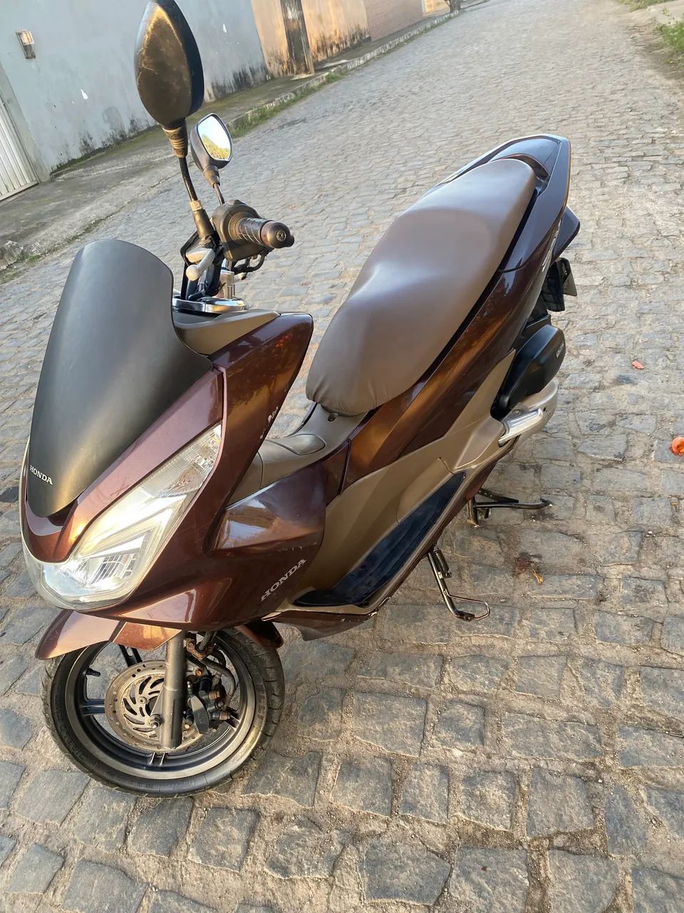 PCX DLX 2017 12 mil  - Foto 4