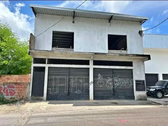 Alugo R$ 8.000 mil ou Vendo R$ 570 Mil / Galpão 290m² na Avenida Curação Nova Cidade