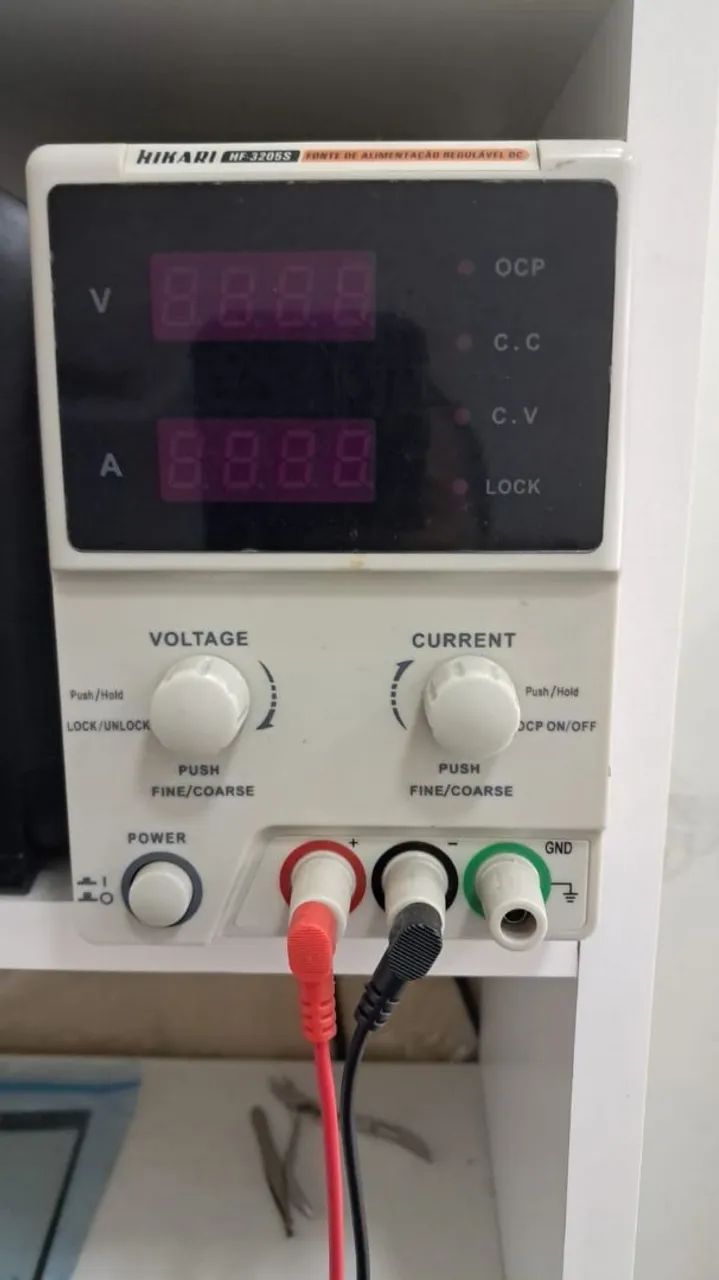 Fonte De Bancada Regulável 32v 5a Hikari Hf-3205s