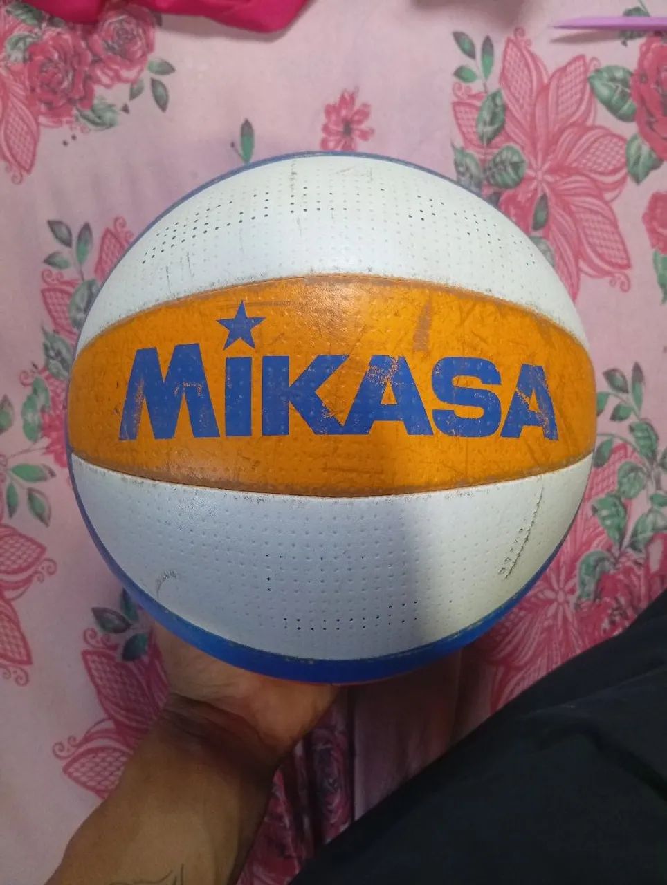 Bola Mikasa