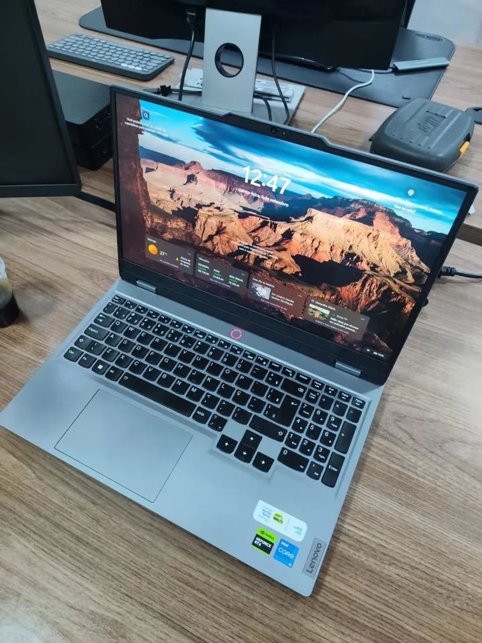 Notebook Lenovo LOQ troco por macbook