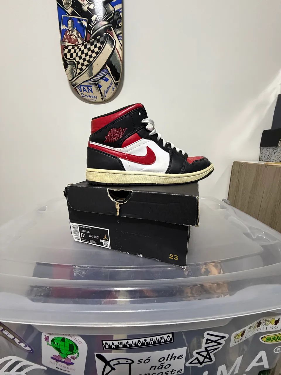 AIR JORDAN 1 MID BLACK/FIRE RED-WHITE ORIGINAL 40BR 