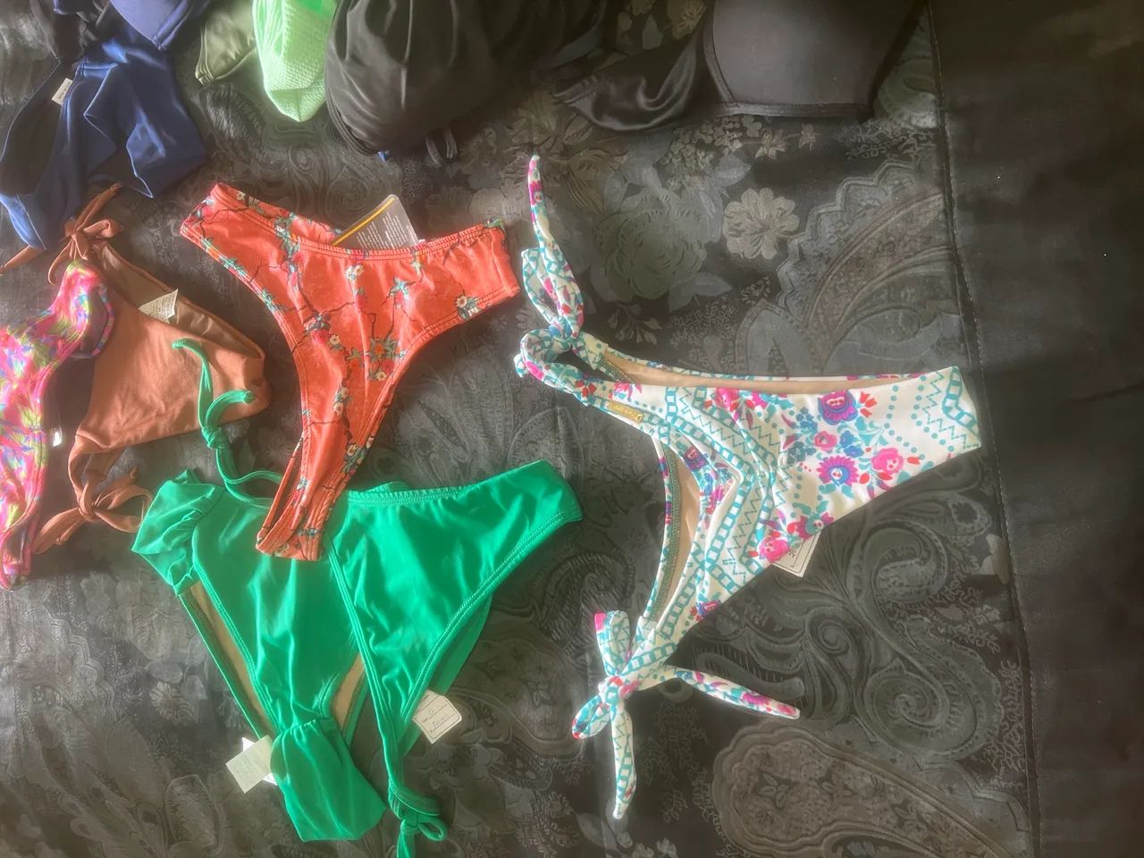 Biquínis e lingerie queima de estoque  - Foto 2