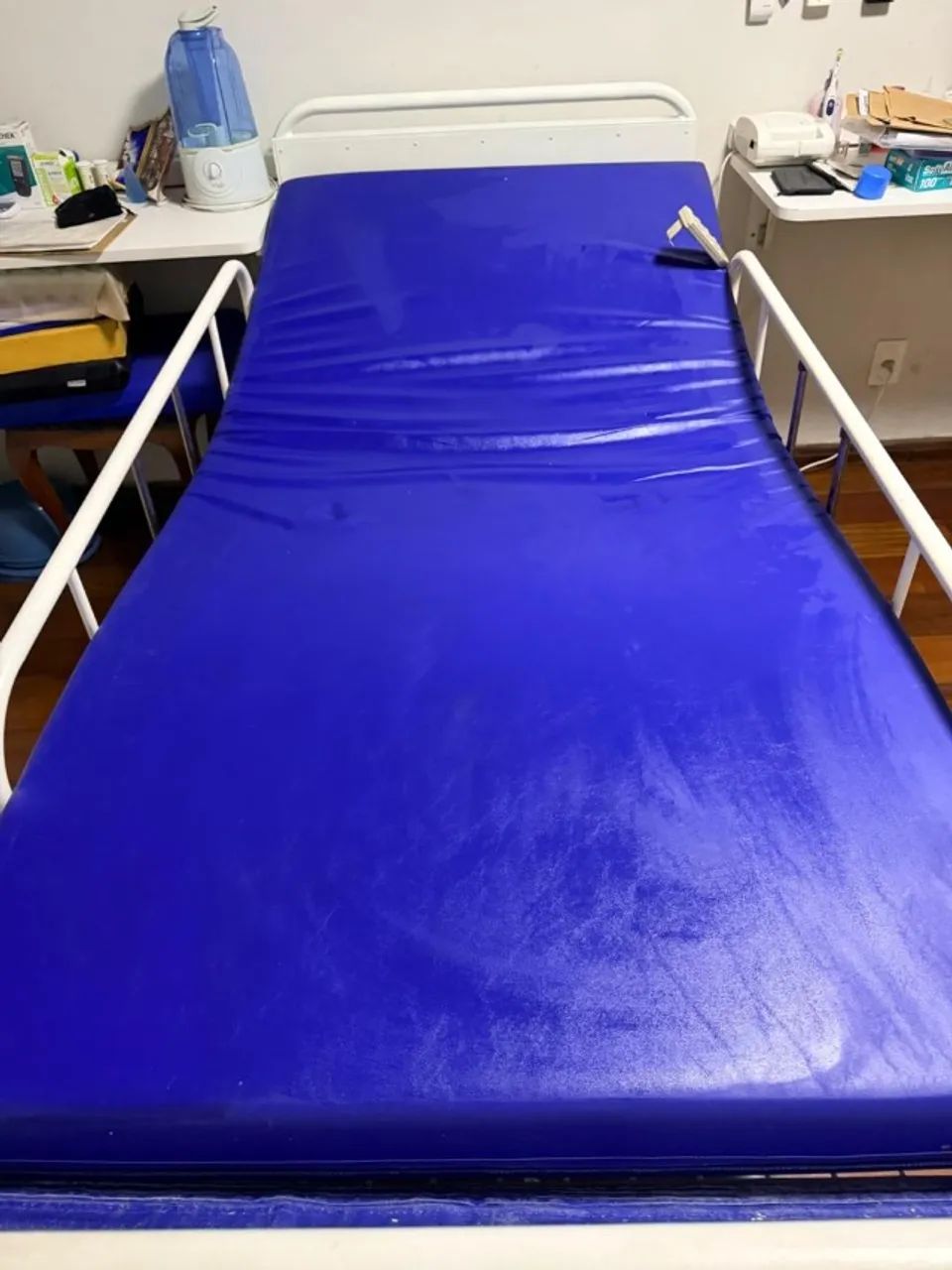 Cama Hospitalar Elétrica, super conservada e pronta para uso