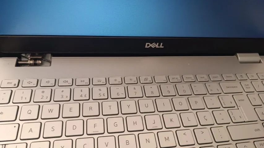 Notebook Dell Inspiron 5584 - Core I5 8gb Ram, Ssd 240gb - Foto 5