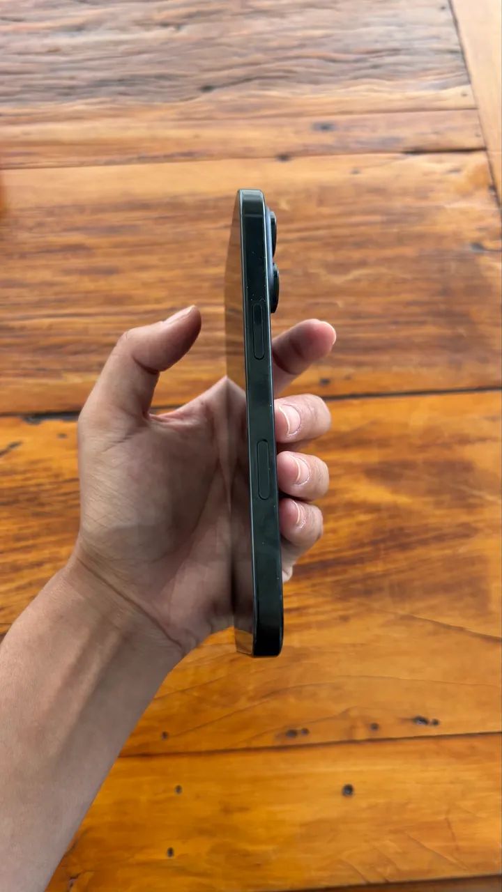 iPhone 16 Pro  - Foto 3