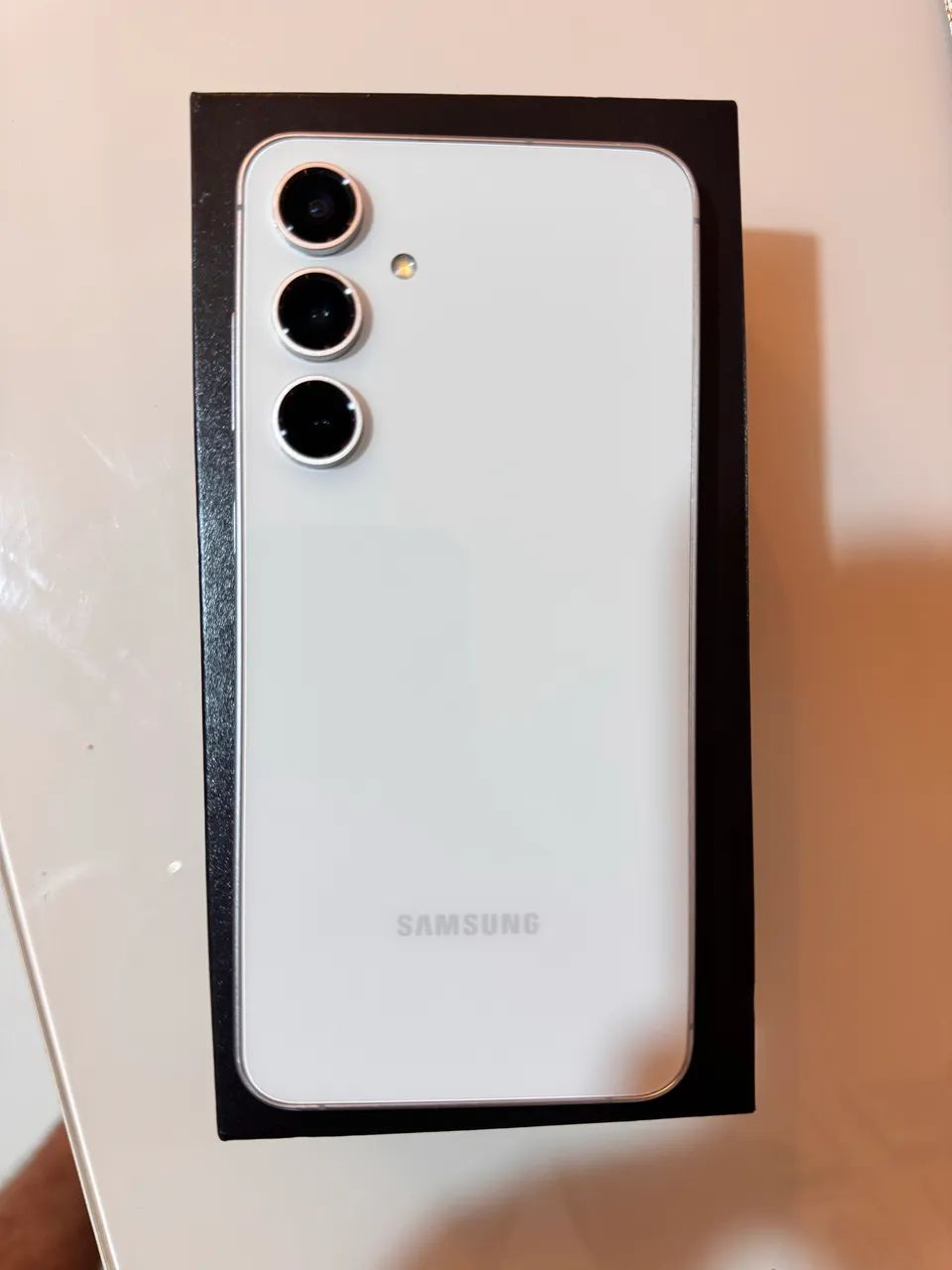 Galaxy S24 FE 256 Gb - Foto 2