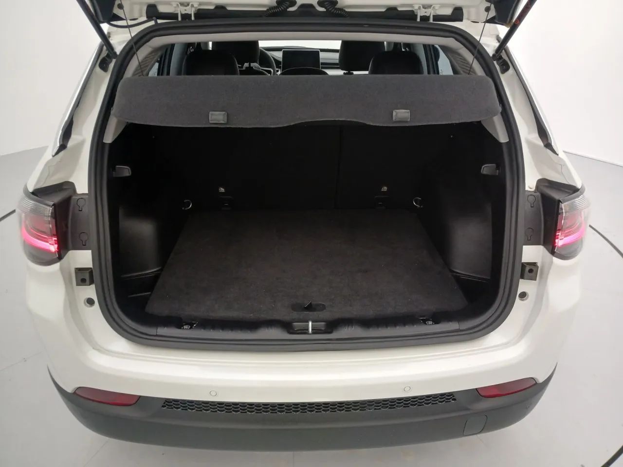 Jeep Compass LONG. T270 1.3 TB 4x2 Flex Aut., foto 9 de 18