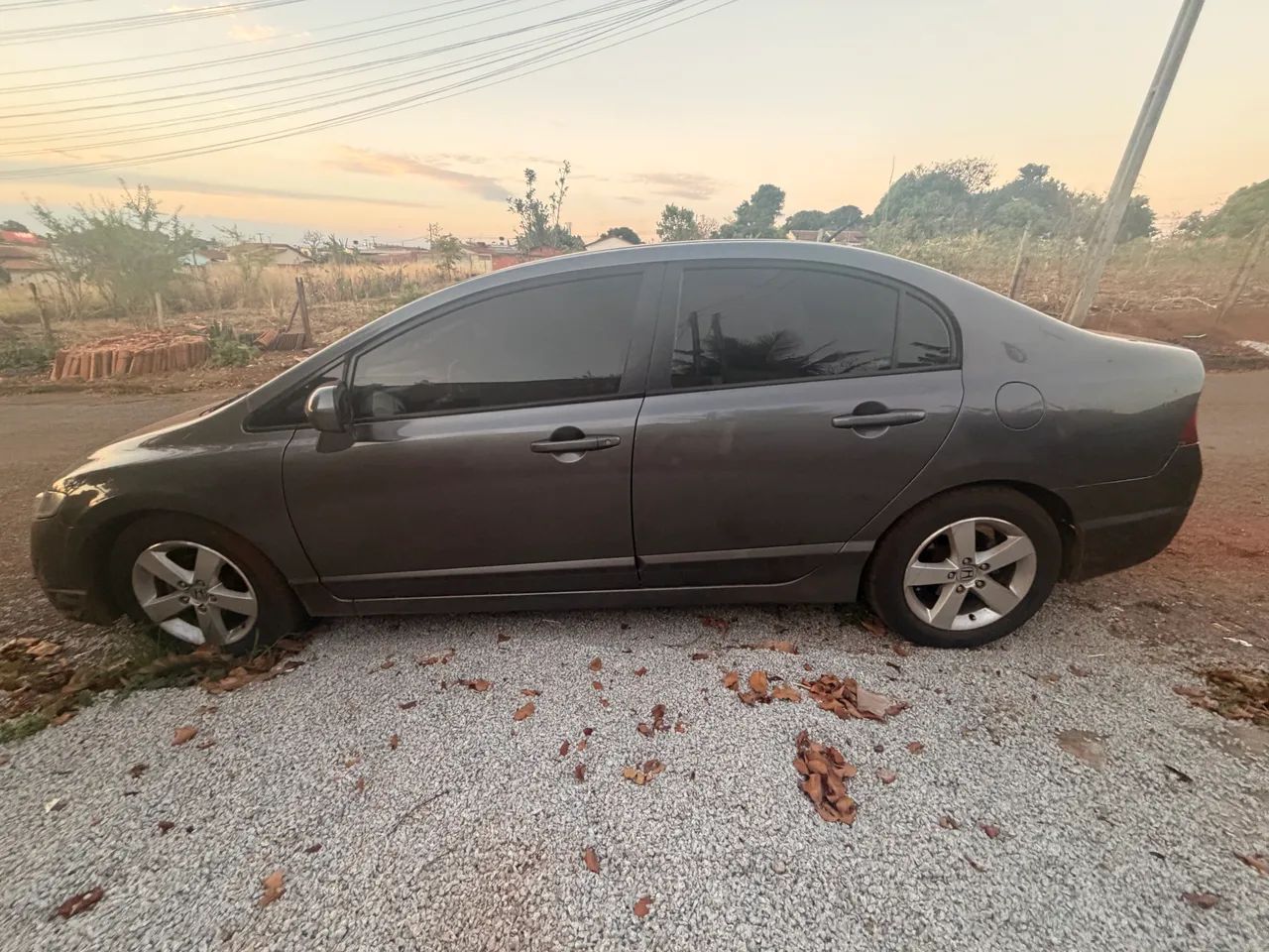 Honda Civic 1.8 LXS 16V FLEX 4P AUTOMÁTICO 2009