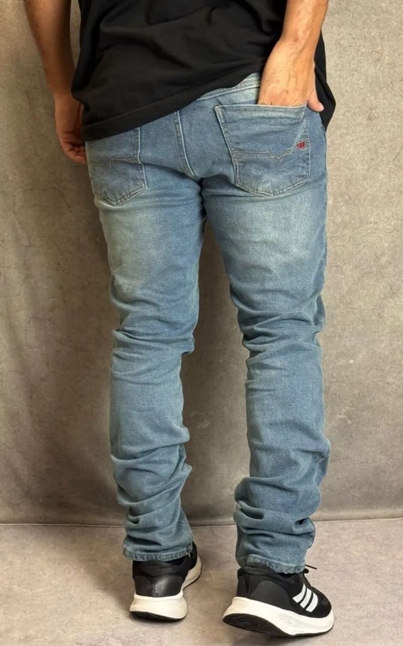 CALÇA JEANS  VÁRIOS MODELOS  - Foto 2