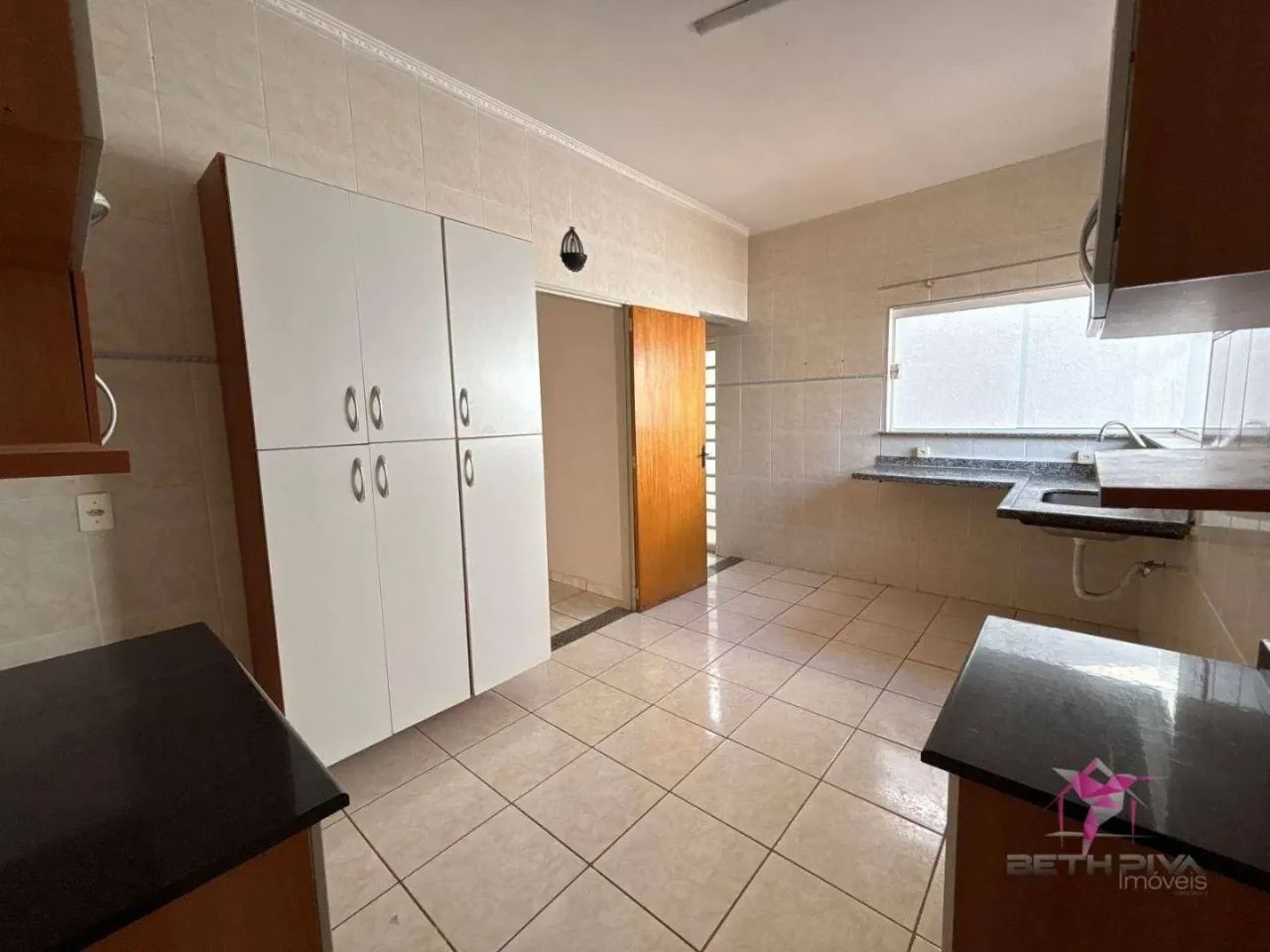 Casa em Pirassununga à Venda - Foto 2
