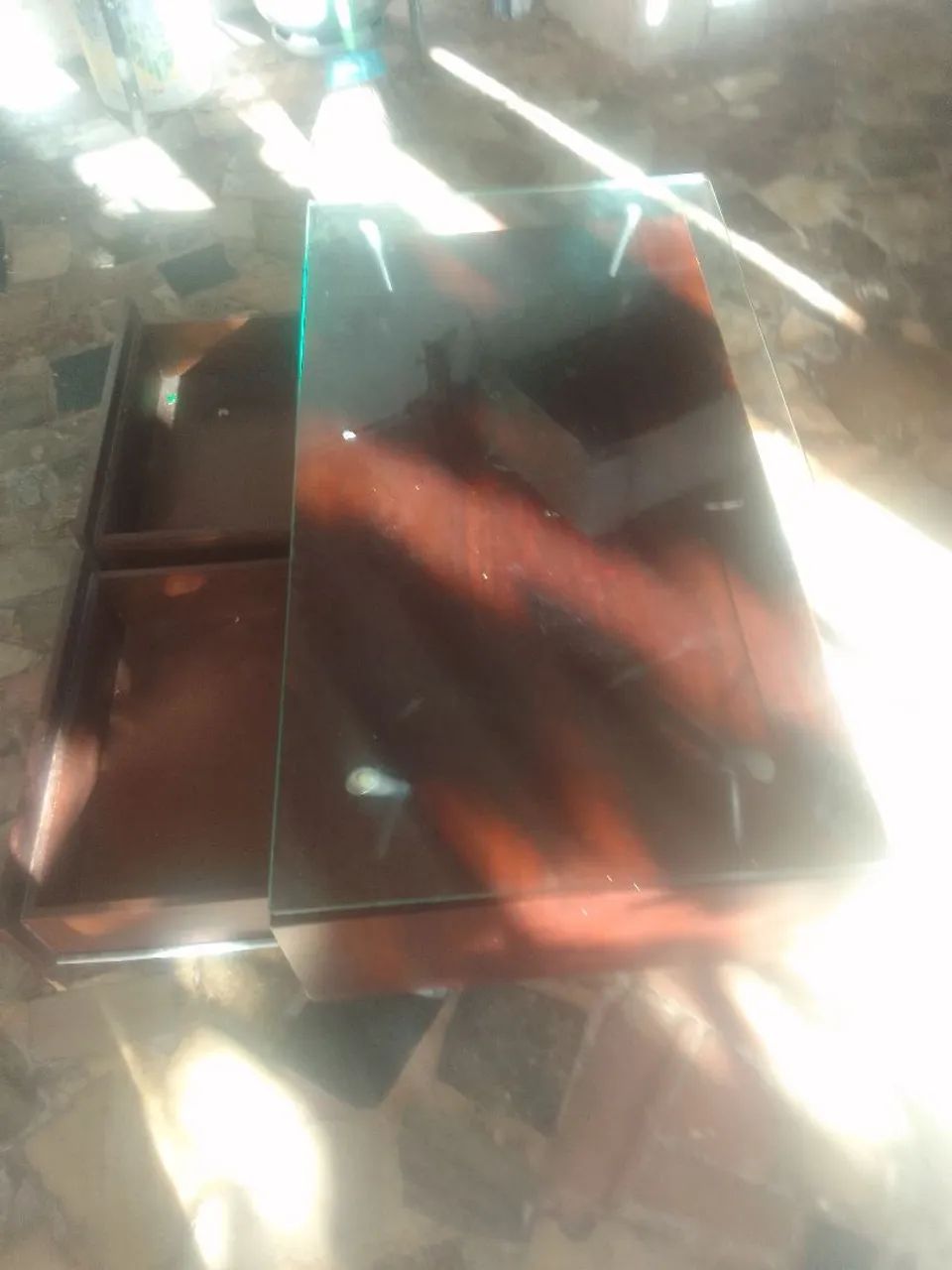 Mesa de centro COM vidro e gavetas  - Foto 4