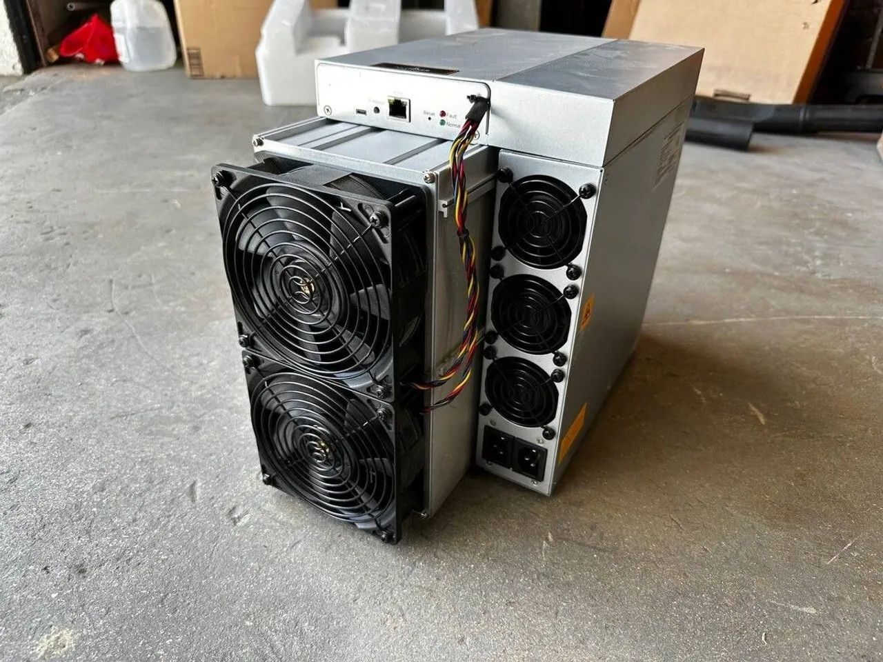 Antminer s19 90th - Foto 2