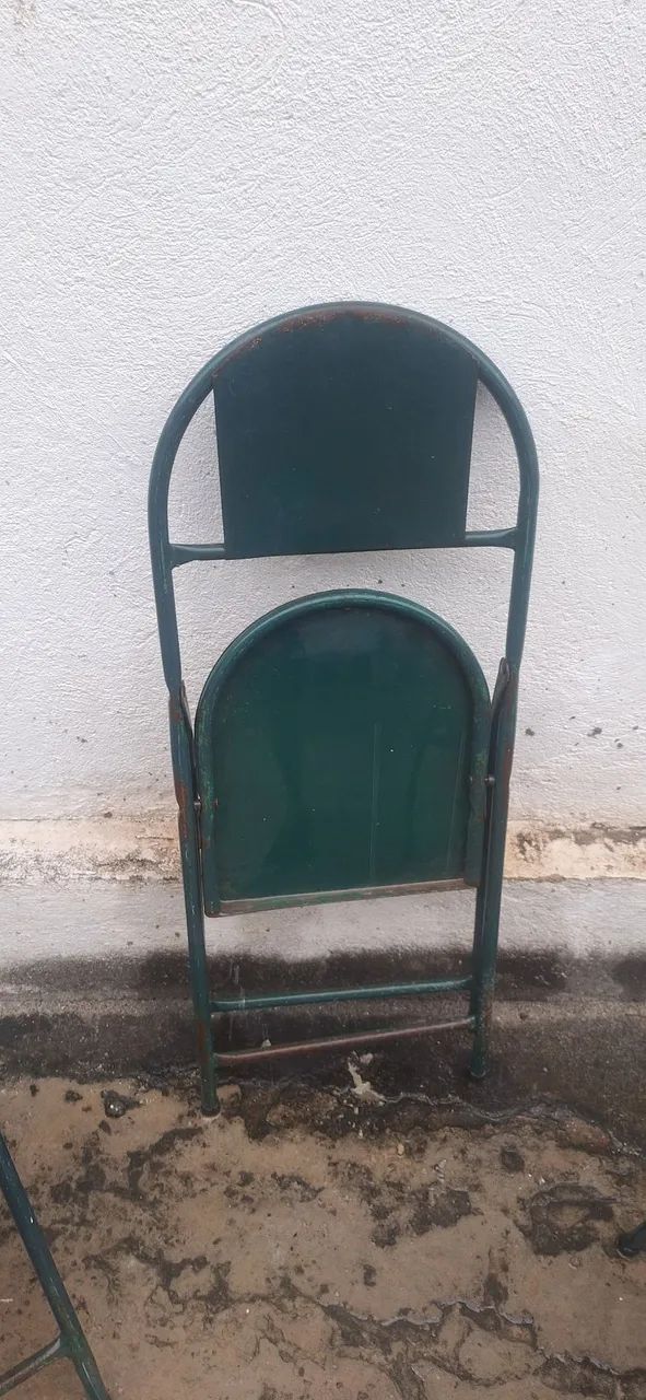 Cadeira de ferro para bar dobrável  - Foto 4