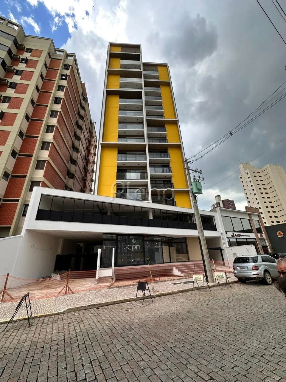 Apartamento para alugar em Campinas, Cambuí, com 1 suíte, com 51 m² - Foto 2