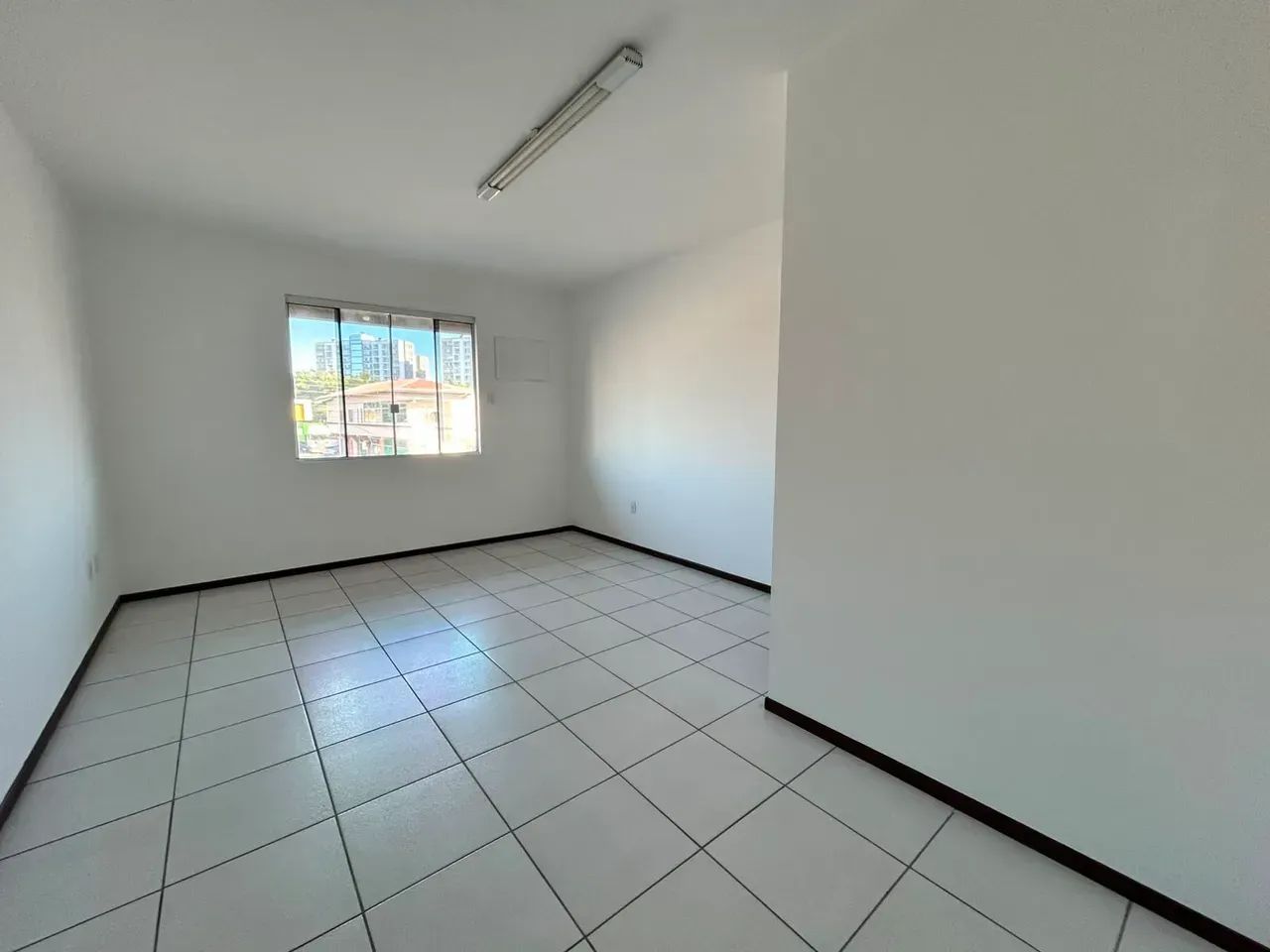 Sala Comercial de 2º Piso no São João - Foto 4