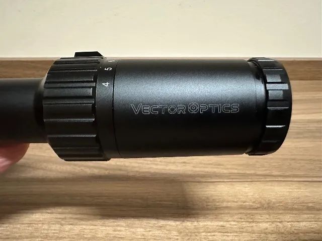 Luneta Vector Optics Taurus 04-25x50 FFP  - Foto 6