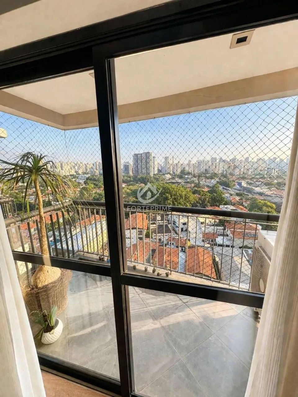 Apartamento com 3 Quartos à Venda, Moema - São Paulo - Foto 4