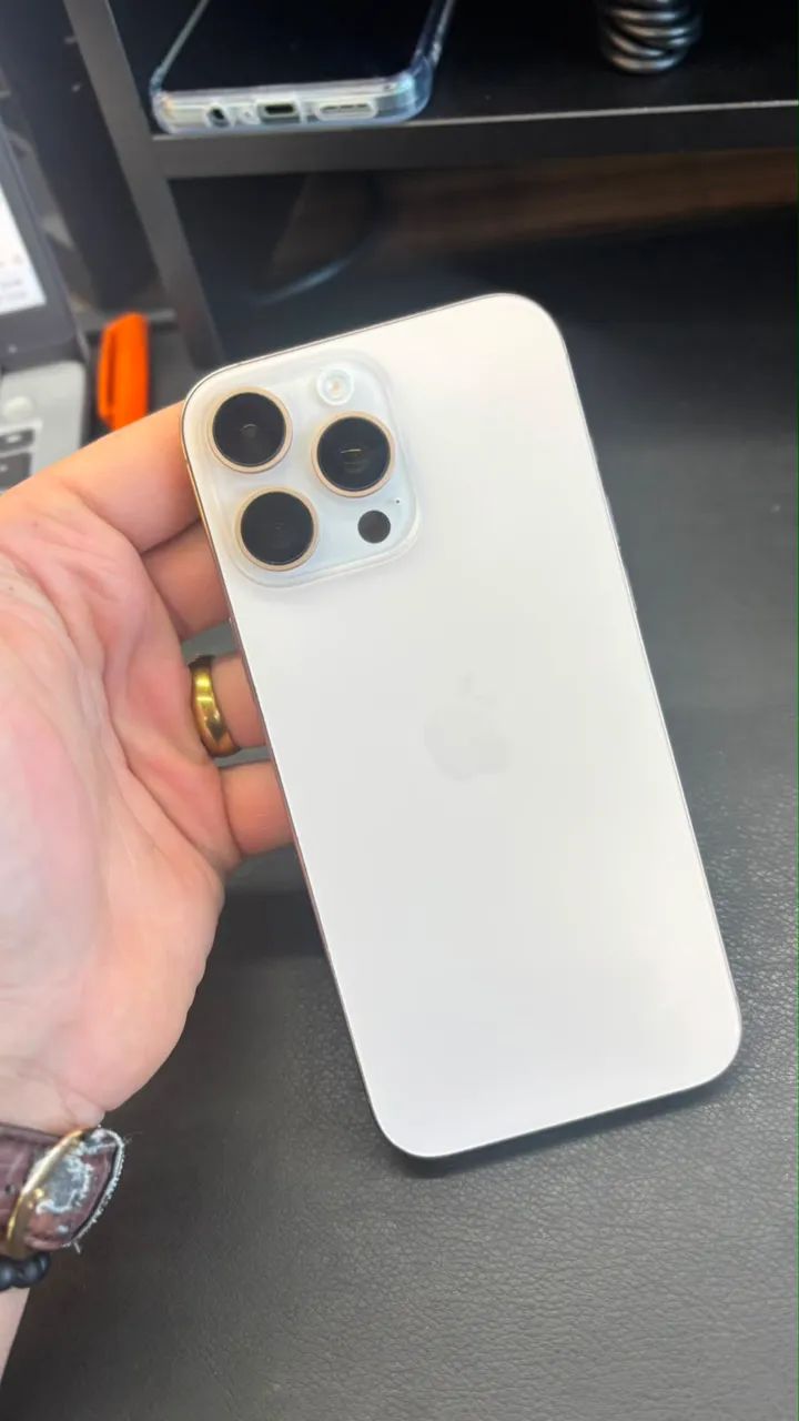 iPhone 16 pro max 